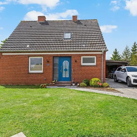 Huus Frieda Holiday home